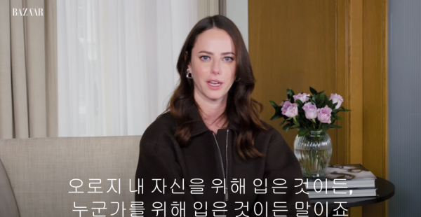 8065600279_486616_7f856bf93ab4ddea3686e28b38d0c3b2.png ㅇㅎ?)예쁜 속옷을 즐겨 입는다는 카야 스코델라리오