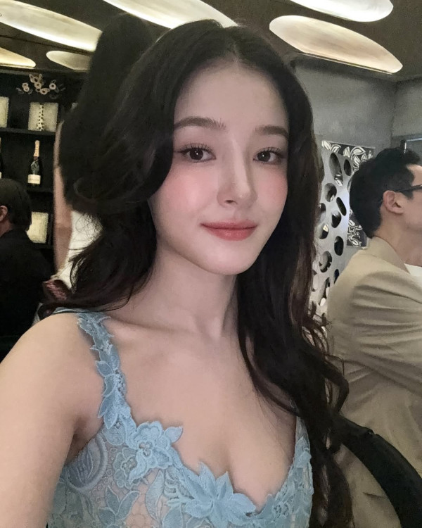 491427206_18079422271750511_4518820001894908343_n.jpg ㅇㅎ?) 낸시 인스타 착시의상