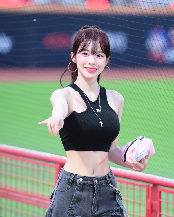 ㅇㅎ?)이다혜 치어리더 인스타