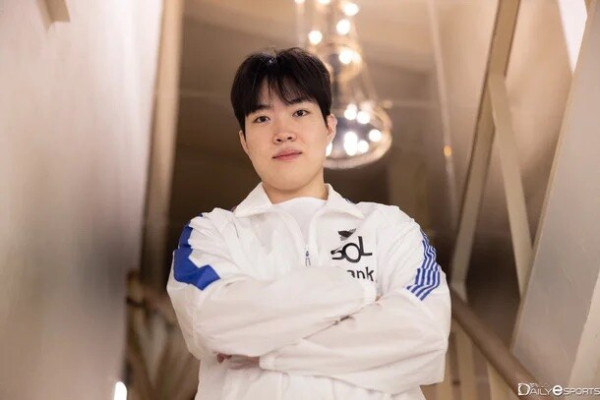 히오스) ?? : &quot;드디어 나의 시간이 돌아왔다.&quot;.jpg_2.jpg