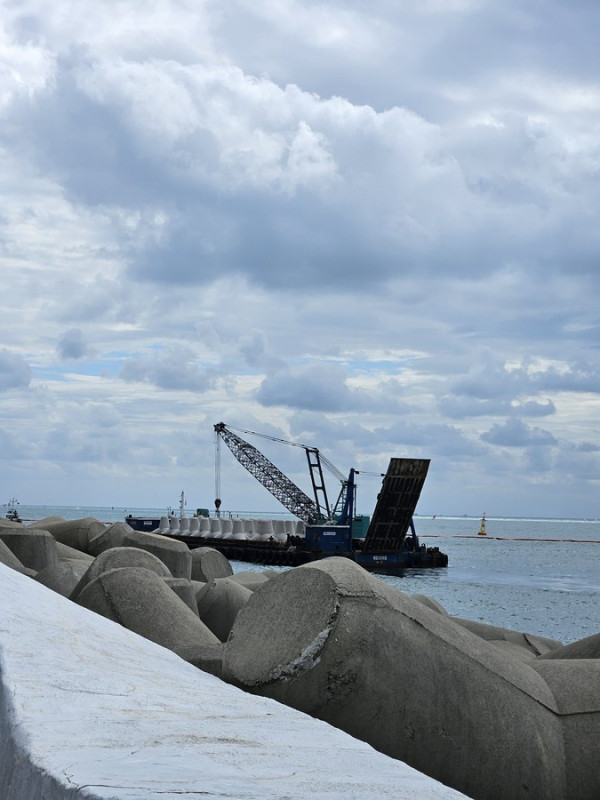 테트라포트 운반선_1.jpg