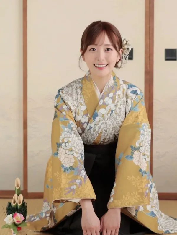 아오조라 히카리.webp 어느 일본녀의 새해맞이 화보